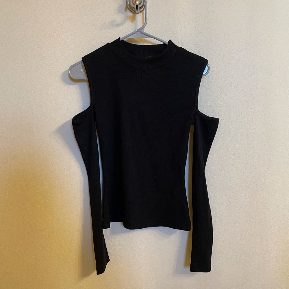 NWT Nasty Gal cut out shoulder top